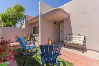 Photo #4: 6692785 Listing