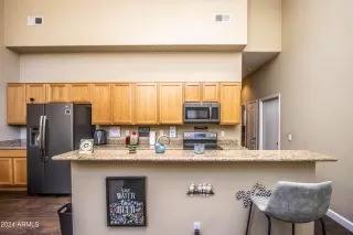 Photo #6: 6692803 Listing