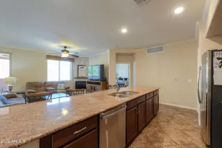 Photo #6: 6692866 Listing 