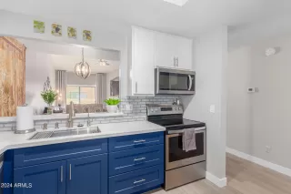 Photo #4: 6692978 Listing 