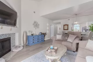 Photo #6: 6692978 Listing 