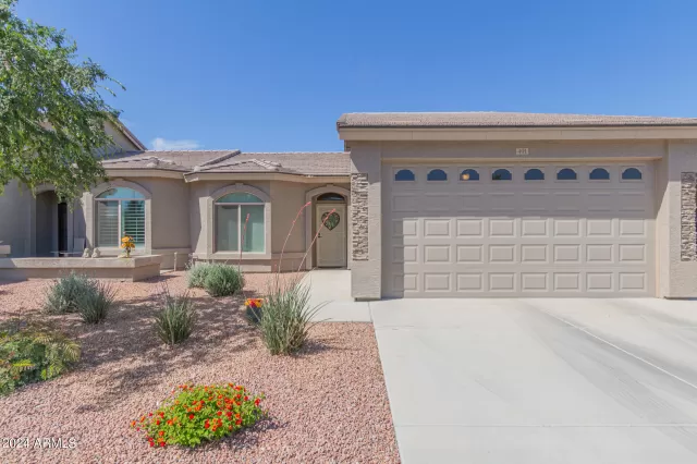 MLS: 6693152 Condo For Sale