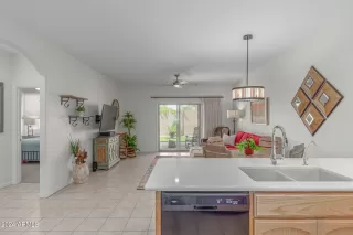 Photo #4: 6693152 Listing 