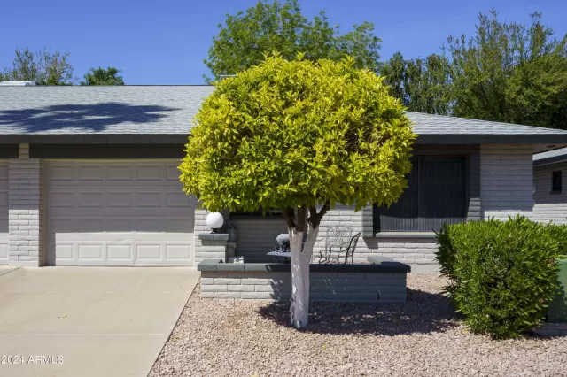 MLS: 6693181 Condo For Sale