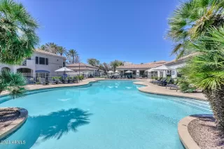 Photo #2: 6693202 Listing