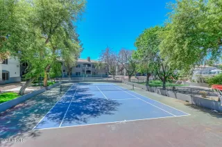 Photo #5: 6693202 Listing