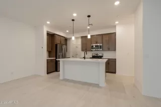 Photo #1: 6693434 Listing 