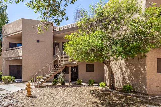 MLS: 6693591 Condo For Sale