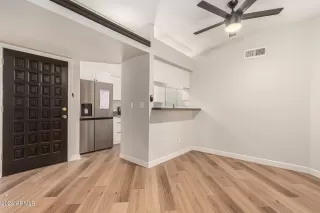 Photo #3: 6693591 Listing