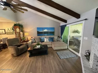 Photo #6: 6693645 Listing