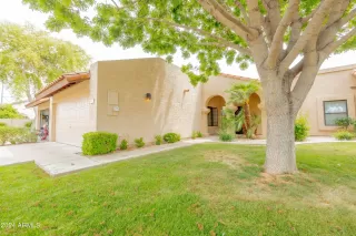 Photo #3: 6693889 Listing