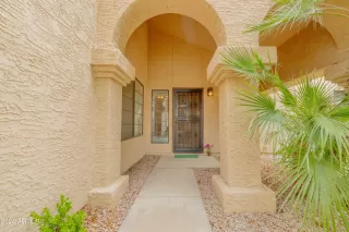 Photo #4: 6693889 Listing