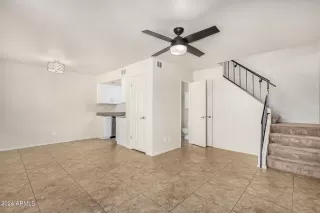 Photo #6: 6693908 Listing 