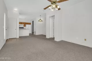 Photo #4: 6694051 Listing 