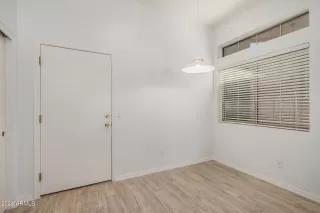 Photo #3: 6694127 Listing