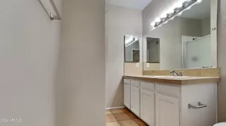 Photo #6: 6694169 Listing