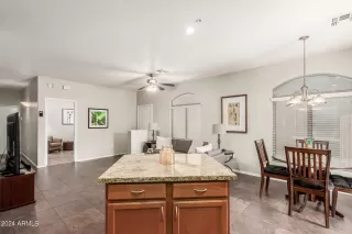 Photo #3: 6694428 Listing