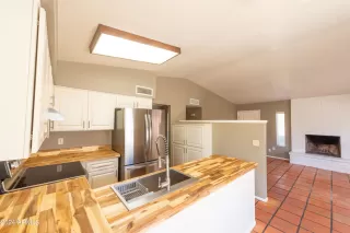 Photo #6: 6694877 Listing 