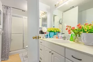 Photo #4: 6694902 Listing 