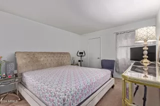 Photo #5: 6694902 Listing 