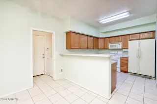 Photo #5: 6695021 Listing