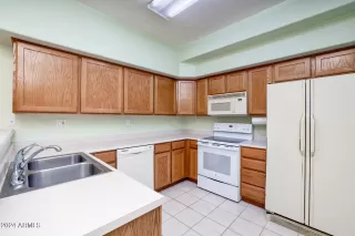 Photo #6: 6695021 Listing