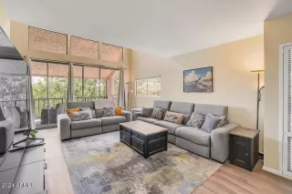 Photo #1: 6695386 Listing 