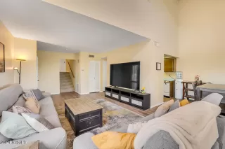 Photo #4: 6695386 Listing 