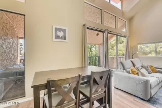 Photo #5: 6695386 Listing 