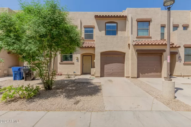 MLS: 6695846 Condo For Sale