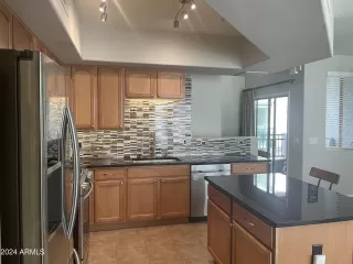 Photo #3: 6695854 Listing