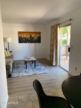 Photo #1: 6695892 Listing 