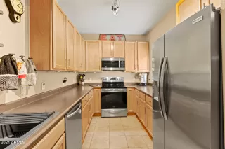 Photo #6: 6696043 Listing 