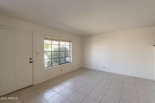 Photo #3: 6696051 Listing