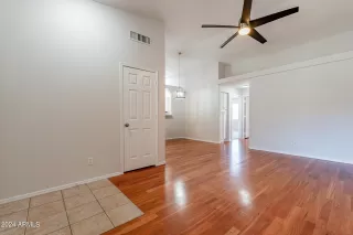 Photo #4: 6696113 Listing 