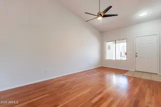 Photo #6: 6696113 Listing 