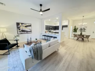 Photo #1: 6696365 Listing 