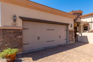 Photo #6: 6697037 Listing