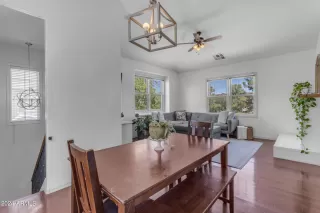 Photo #6: 6697051 Listing