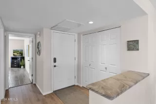 Photo #2: 6697262 Listing