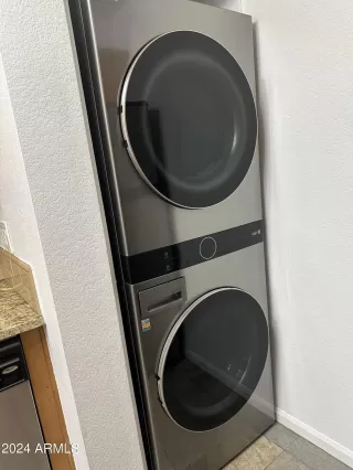 Photo #2: 6697670 Listing