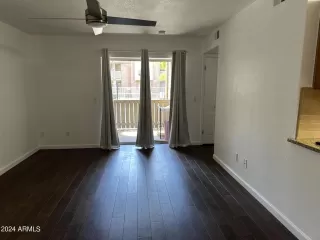 Photo #3: 6697670 Listing