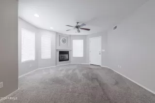 Photo #5: 6697748 Listing