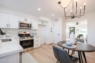 Photo #1: 6697760 Listing