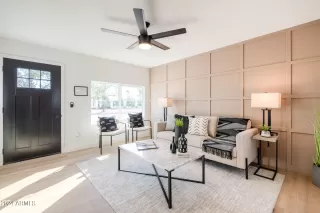 Photo #6: 6697760 Listing