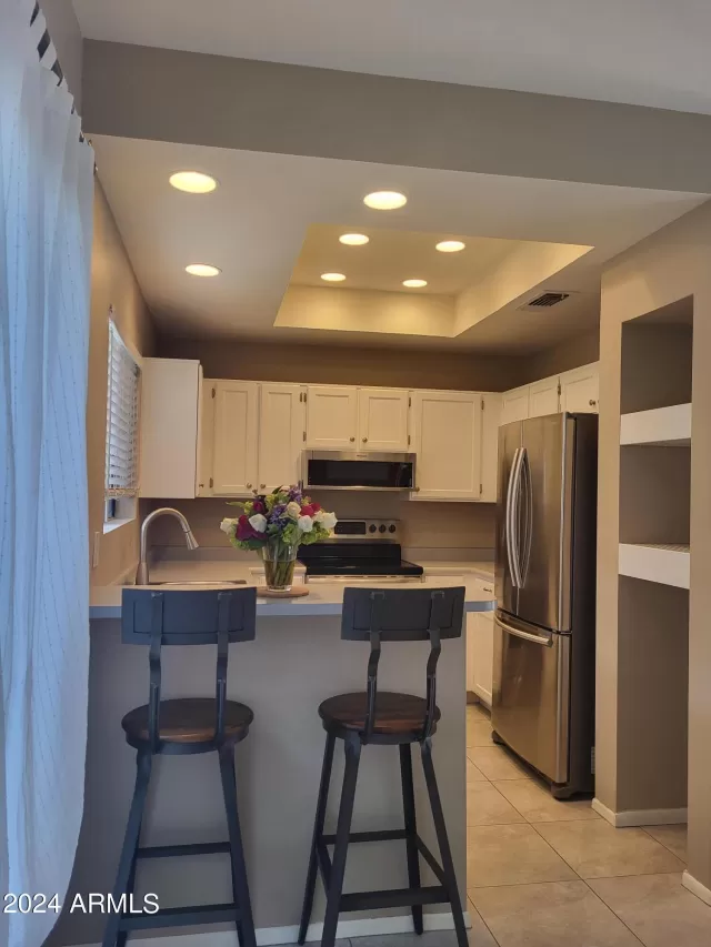 MLS: 6697787 Condo For Sale