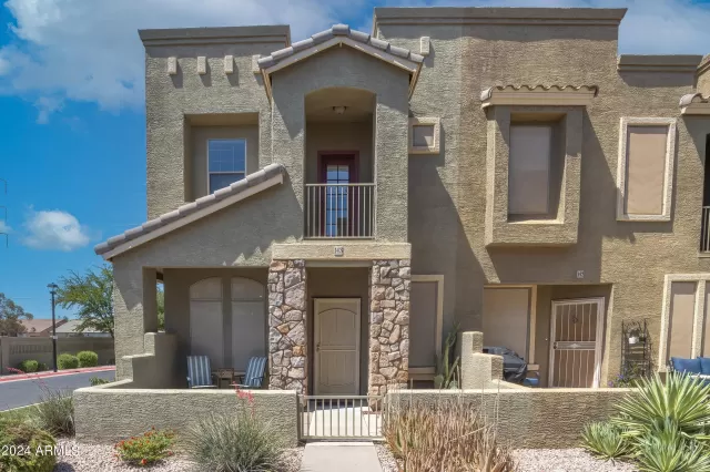 MLS: 6697794 Condo For Sale