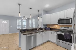 Photo #2: 6697794 Listing