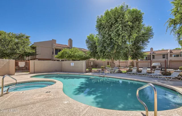 MLS: 6697896 Condo For Sale