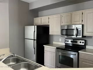 Photo #6: 6698112 Listing